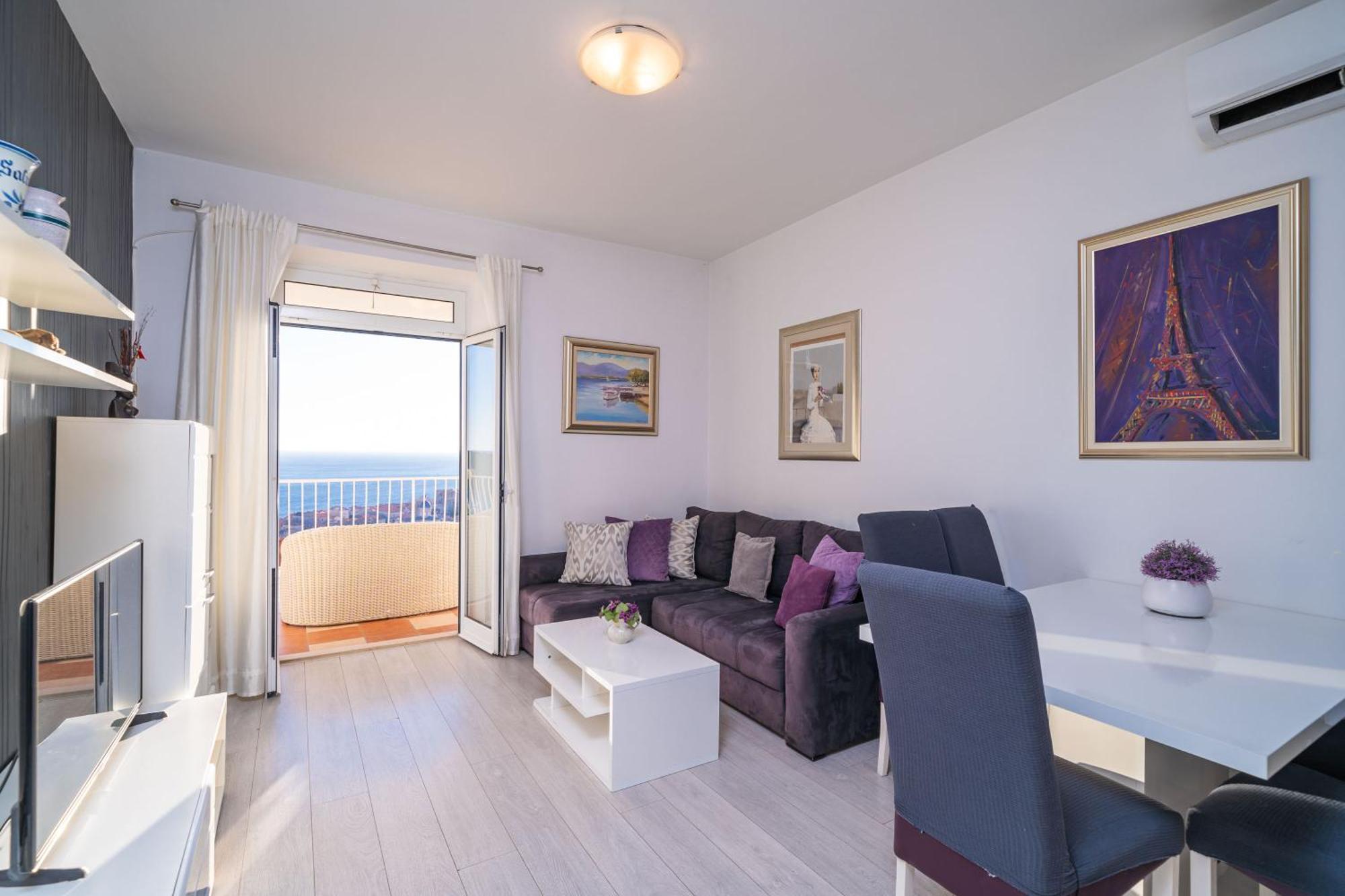 Sunshine Rhapsody Apartment *