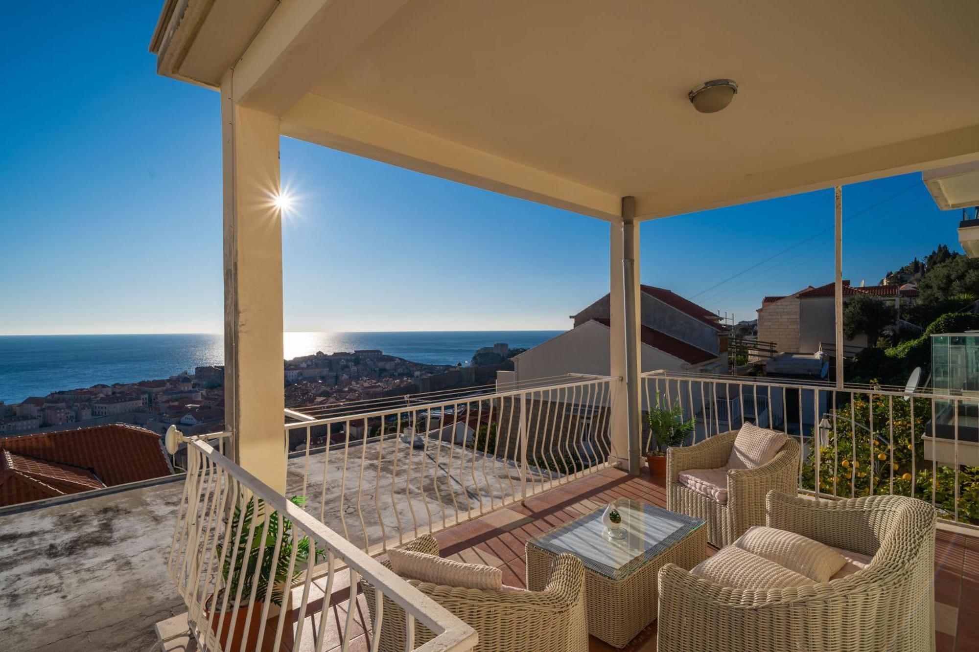Sunshine Rhapsody Apartment *